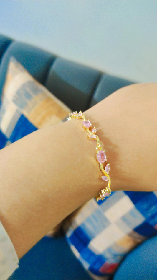 Tulip bracelet