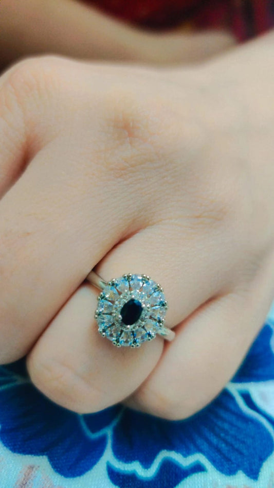 Oval stone ring