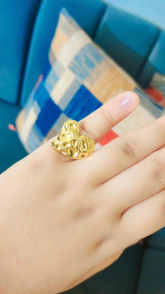 Heart ring
