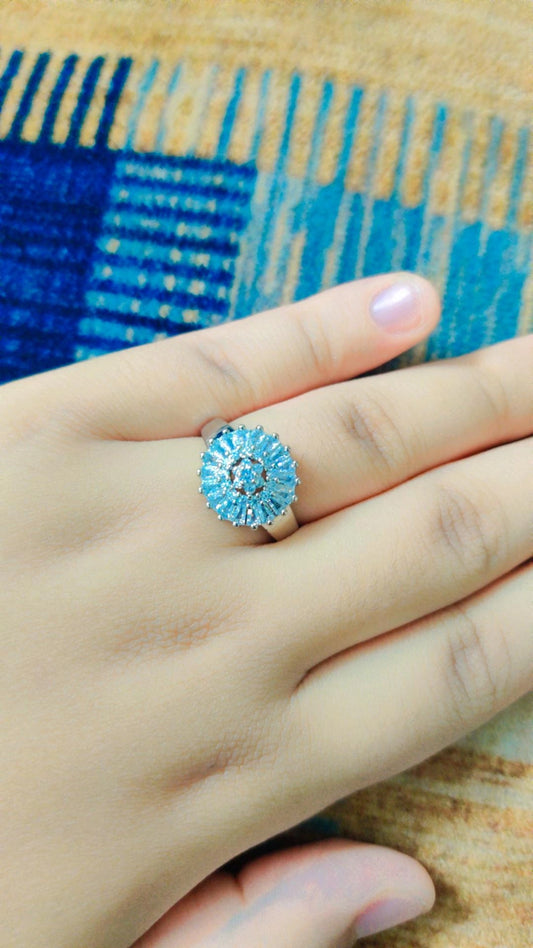 Circle pattern ring