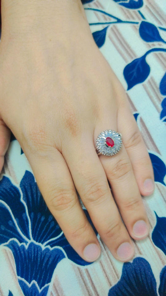 Circle stone ring