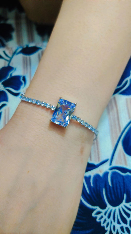 Silver stones bracelet